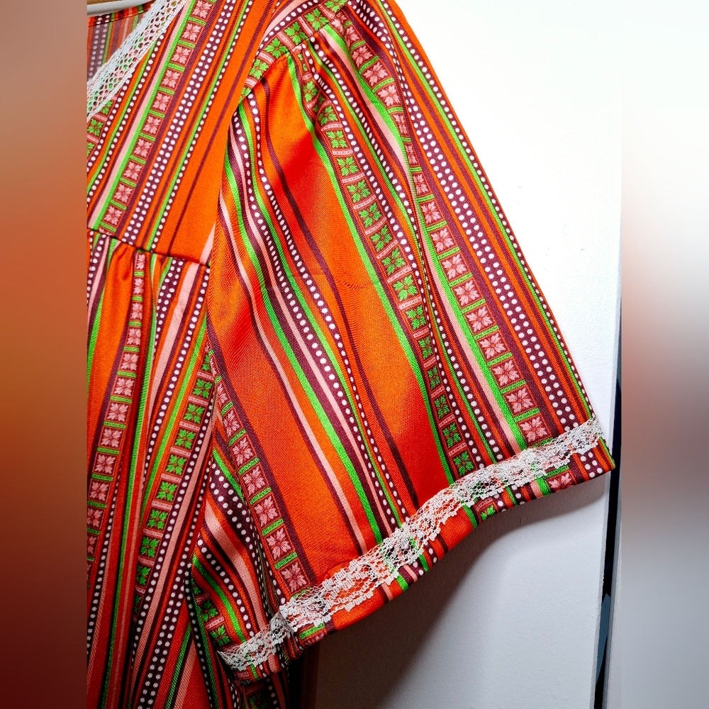 Handmade Vintage 70s Striped Multicolor Long Nightgown (L/XL) - Picture 3 of 4